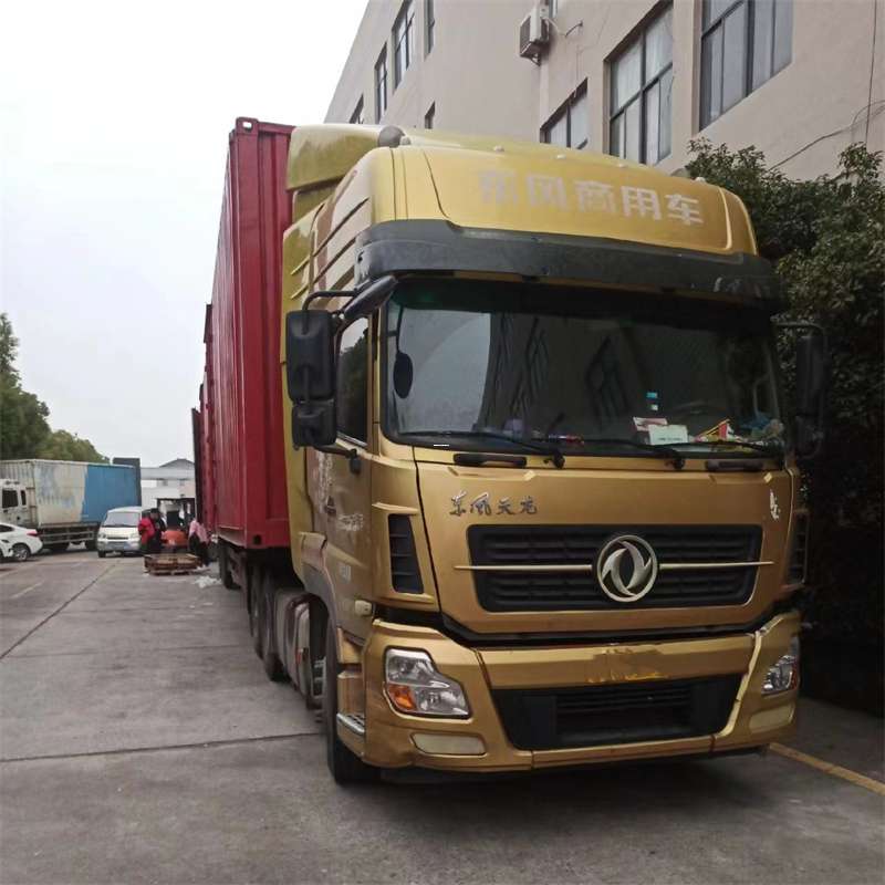 万全区墨玉县物流专线的多样运输之旅