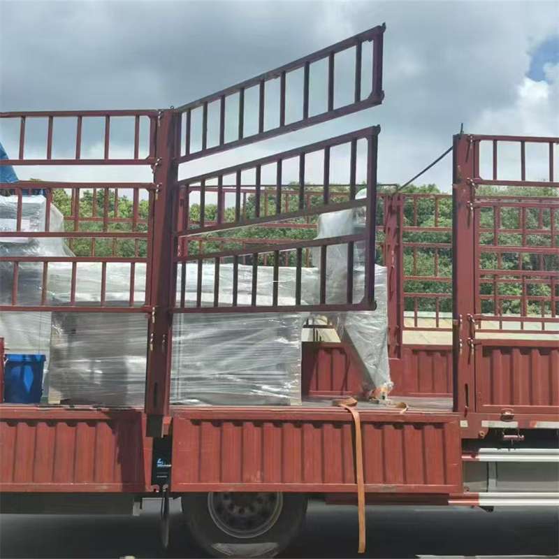 万全区玉龙县物流专线：大件出口快运的多维探索
